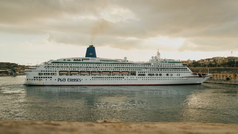 P&O’s Aurora in the Grand Harbour, Valletta